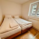 Gemuetliches Fuer Familien Und Gruppen Küblis
