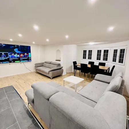 Διαμέρισμα Gemuetliches Fuer Familien Und Gruppen