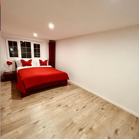 Gemuetliches Fuer Familien Und Gruppen Διαμέρισμα *